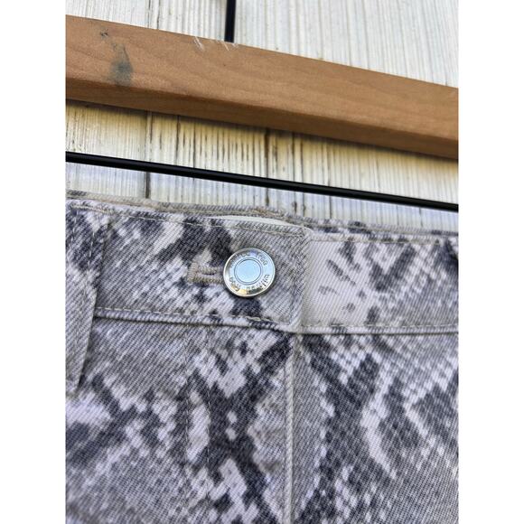 Aritzia Wilfred Free Kelsey Python Print Mini Skirt Size 2 - Picture 4 of 8